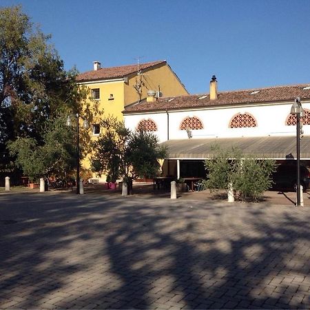 Agriturismo La Rasdora Порто-Мантовано Экстерьер фото